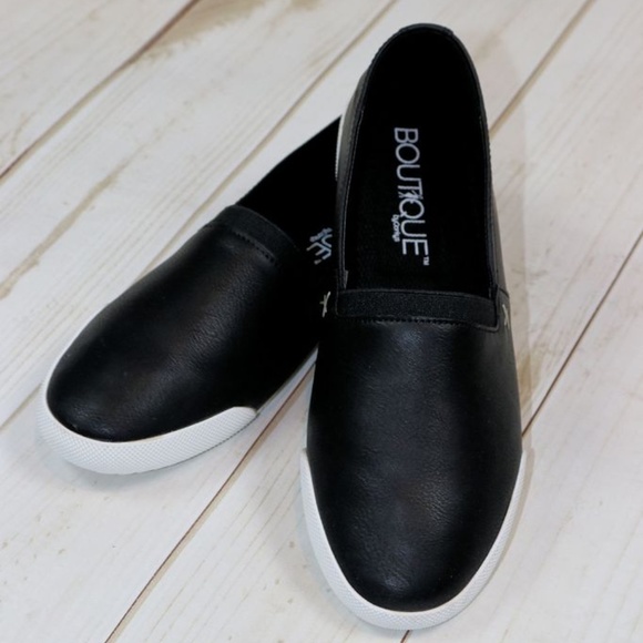 Corkys Shoes - CORKY'S MOXEY SLIP ON SNEAKER IN BLACK
